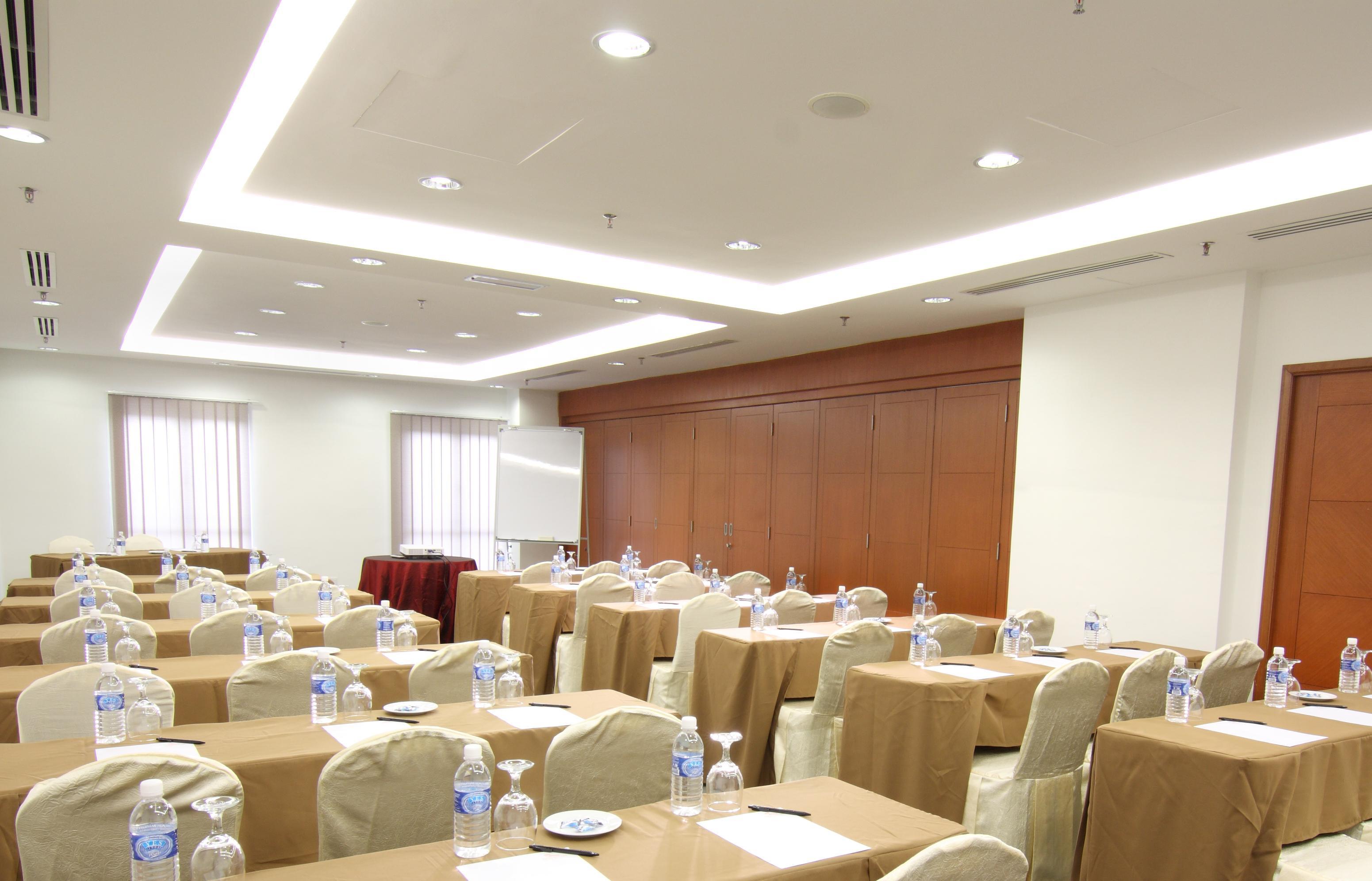 Hotel Sentral Kl @ Kl Sentral Station Κουάλα Λουμπούρ Εξωτερικό φωτογραφία